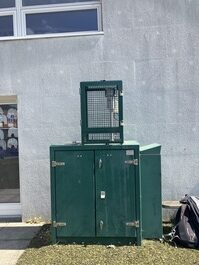 Air quality monitoring equipment at the London Norbury Manor School monitoring site